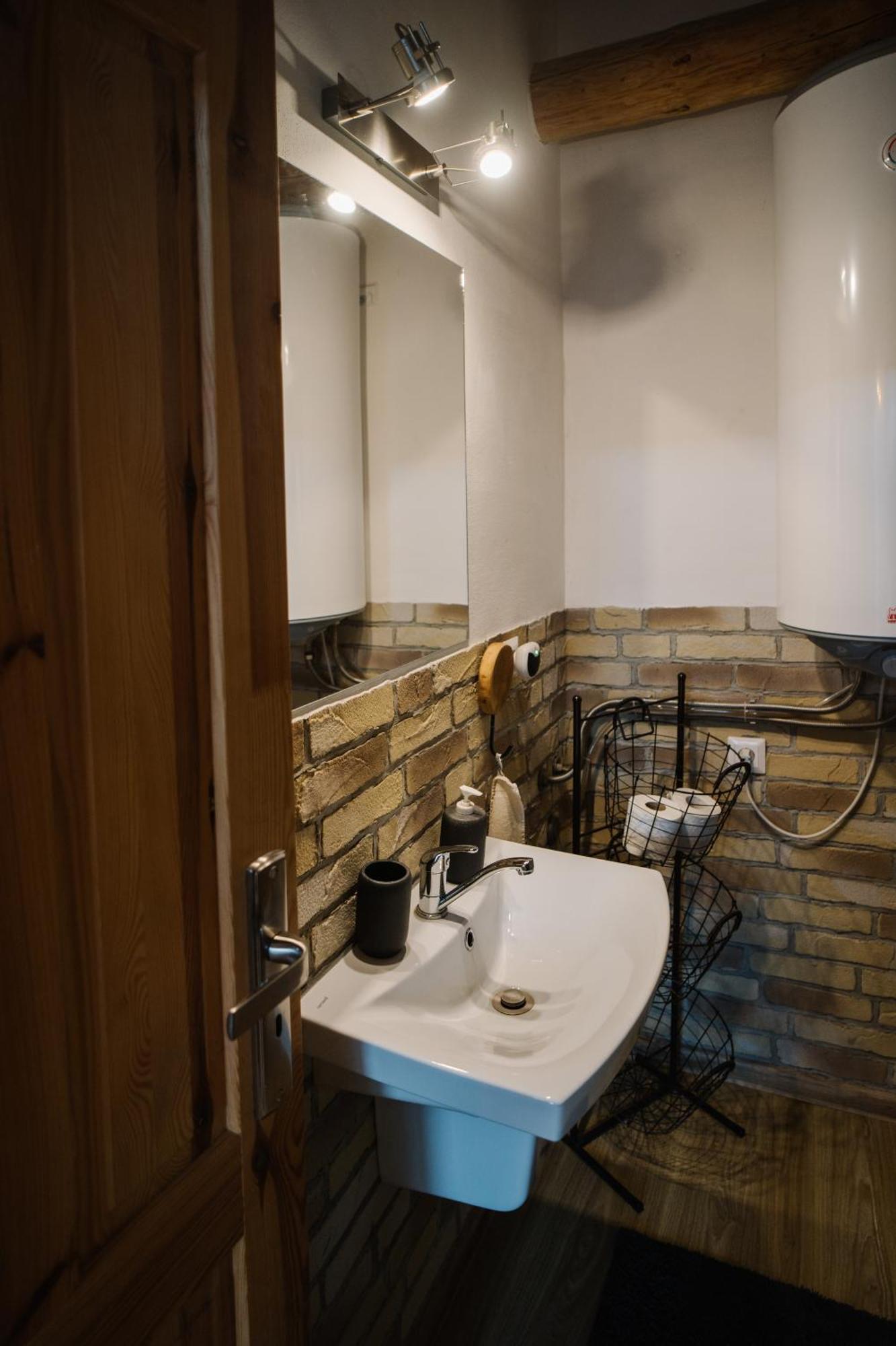 Gazdovsky Dvor B&B S Mini Wellness Besenova Exterior photo