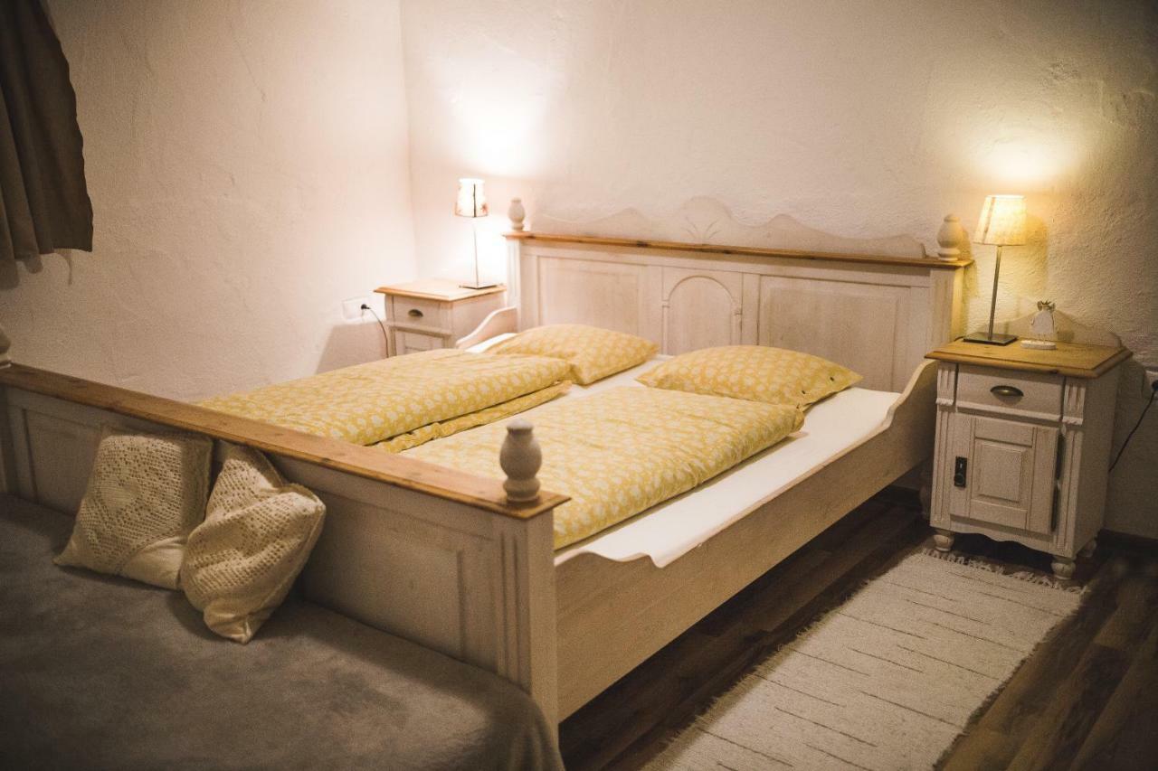 Gazdovsky Dvor B&B S Mini Wellness Besenova Exterior photo
